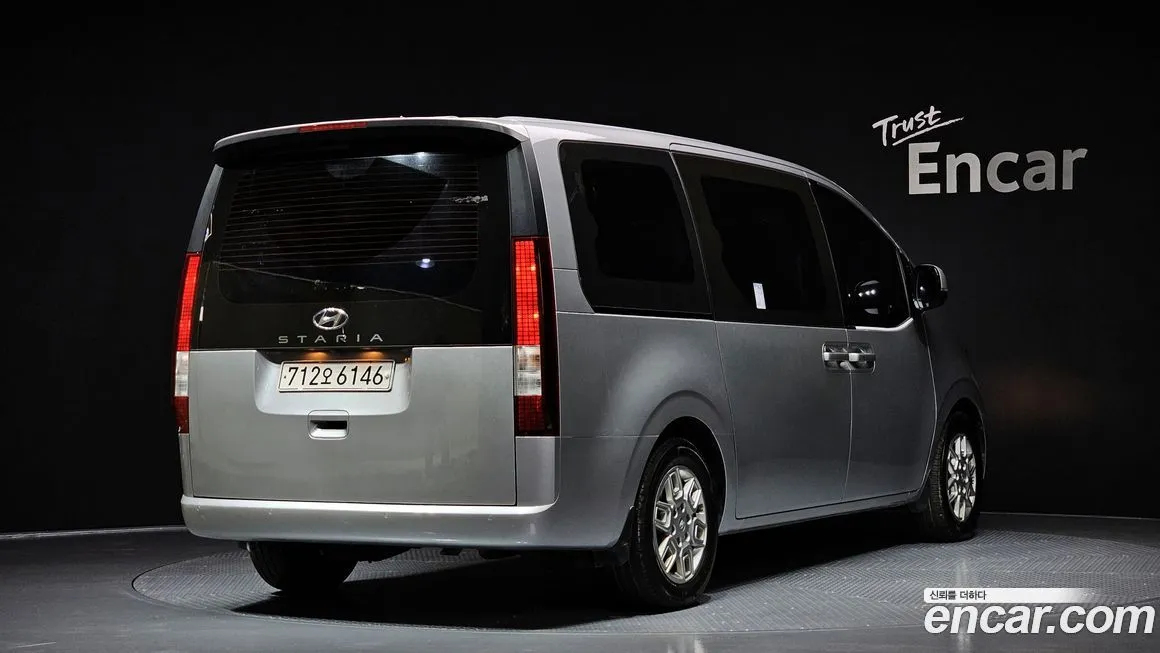 Hyundai Staria — фото 2