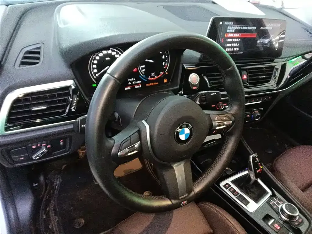 BMW 1 Series 2022 из CN, фото 10
