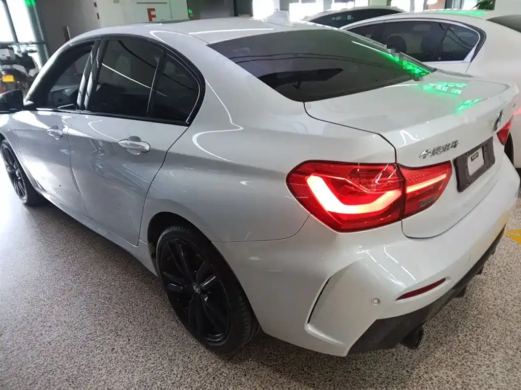 BMW 1 Series 2022 из CN, фото 5