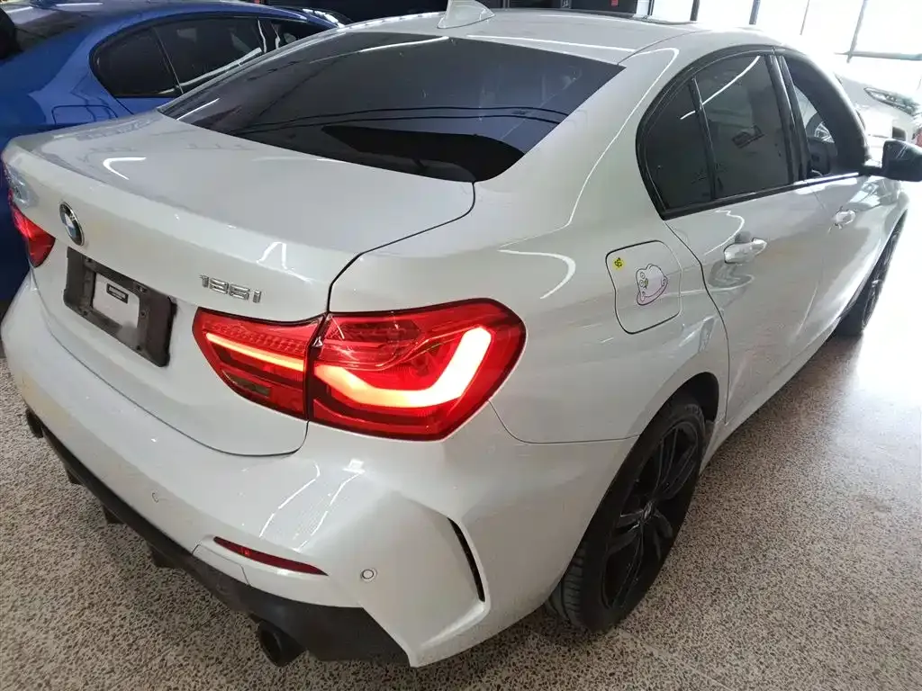 BMW 1 Series 2022 из CN, фото 7