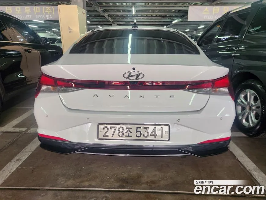 Hyundai AVANTE — фото 5