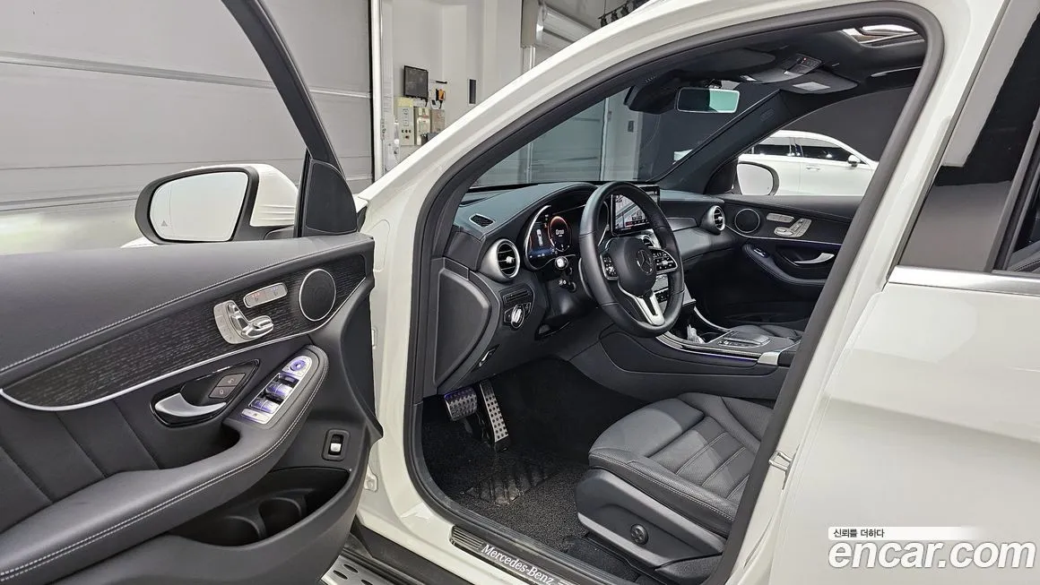 Mercedes-Benz GLC-Class — фото 10