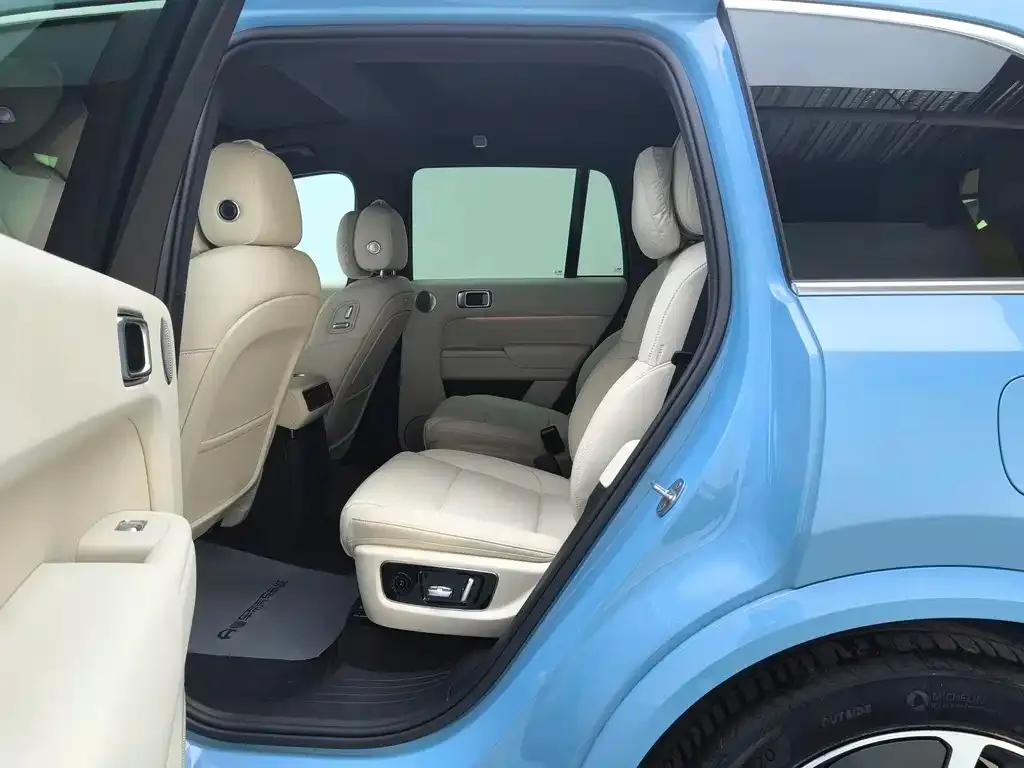 Li Auto L8 2024 из CN, фото 10