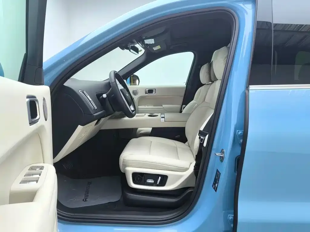 Li Auto L8 2024 из CN, фото 9