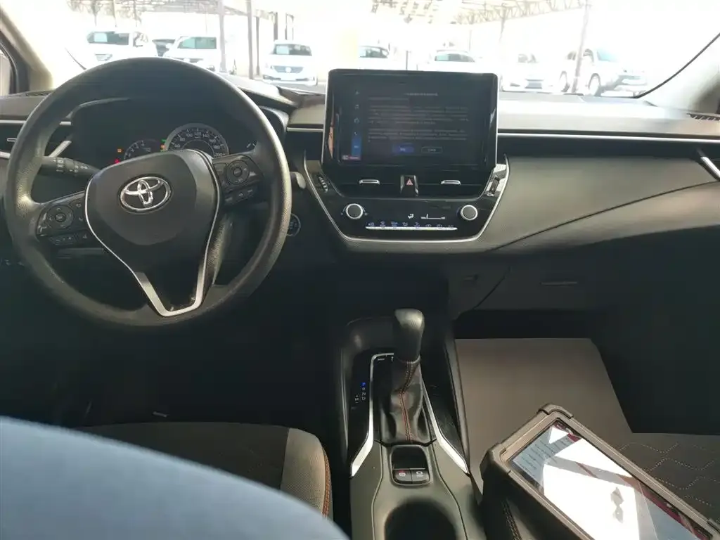 Toyota Corolla 2023 из CN, фото 10