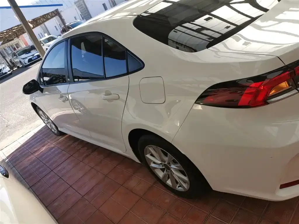Toyota Corolla 2023 из CN, фото 5