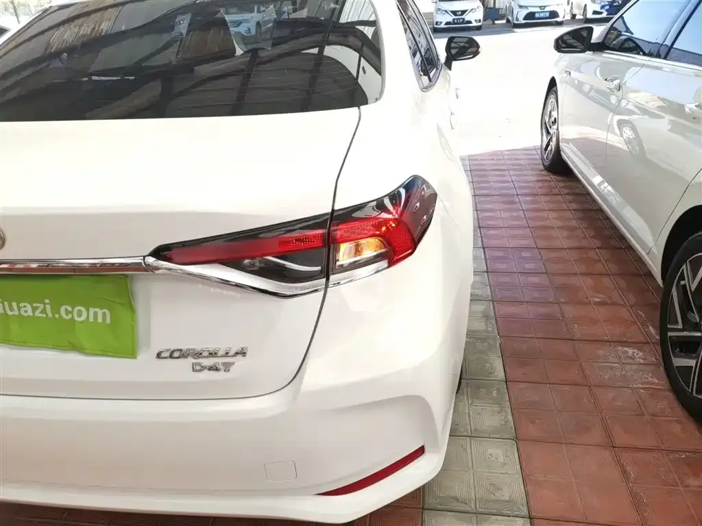 Toyota Corolla 2023 из CN, фото 8