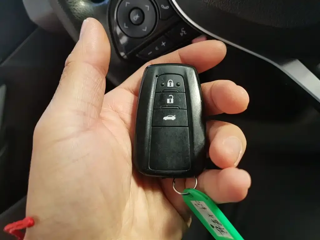 Toyota Corolla 2023 из CN, фото 9