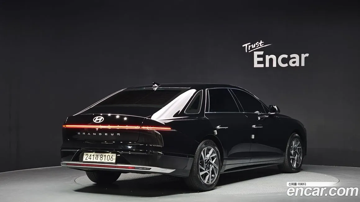 Hyundai Grandeur 2023 из KR, фото 2