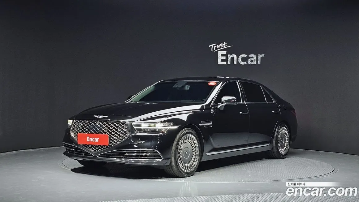 Genesis G90