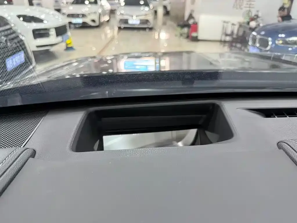 Toyota Crown Kluger 2024 из CN, фото 10