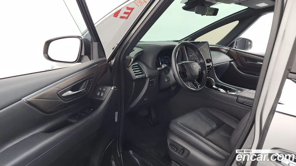 Toyota Alphard 2024 из KR, фото 10