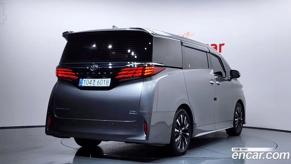 Toyota Alphard 2024 из KR, фото 2