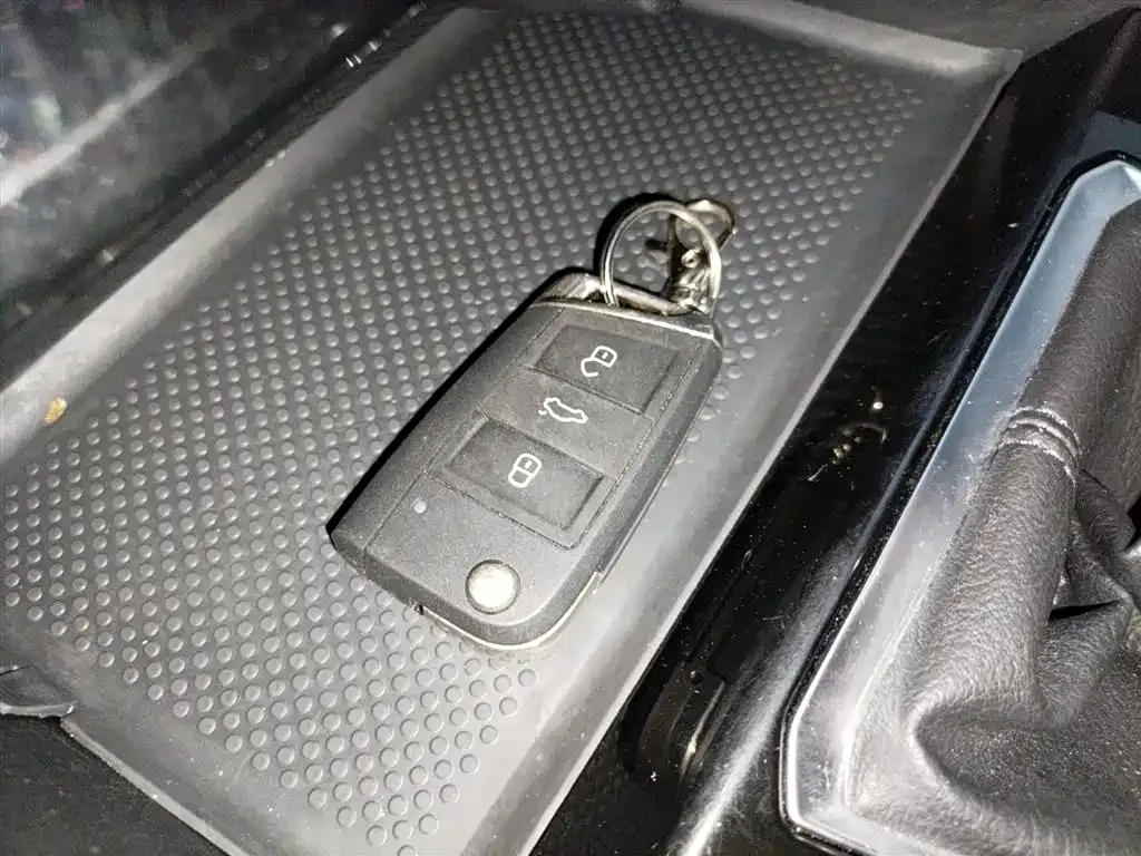 Volkswagen Sagitar 2025 из CN, фото 9