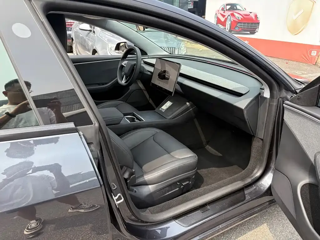 Tesla Model 3 2024 из CN, фото 10