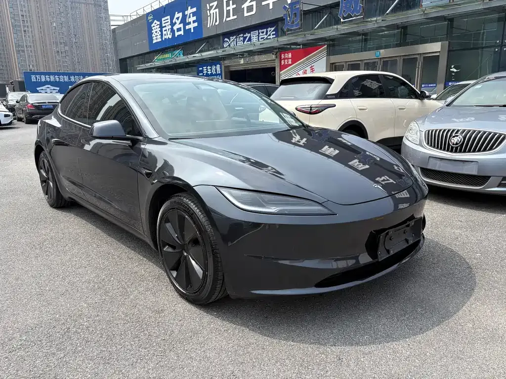 Tesla Model 3 2024 из CN, фото 2