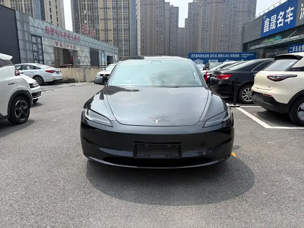 Tesla Model 3 2024 из CN, фото 3