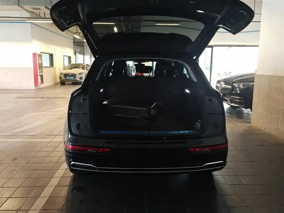 Audi Q5L 2021 из CN, фото 4
