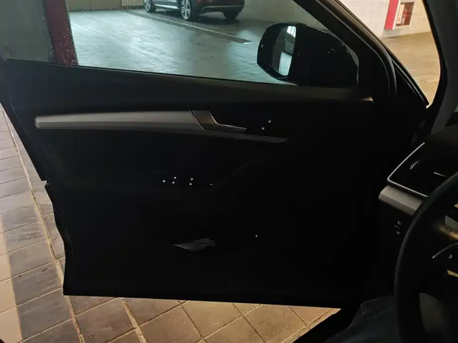 Audi Q5L 2021 из CN, фото 7