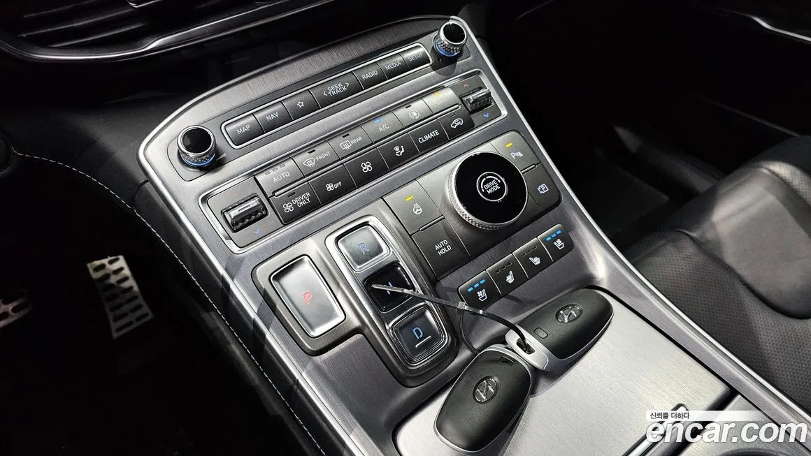 Hyundai Santafe — фото 9