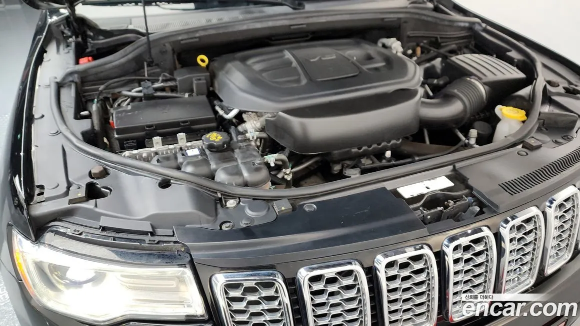 Jeep Cherokee — фото 6