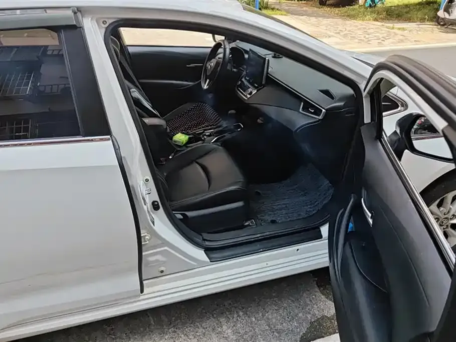 Toyota Corolla 2022 из CN, фото 8