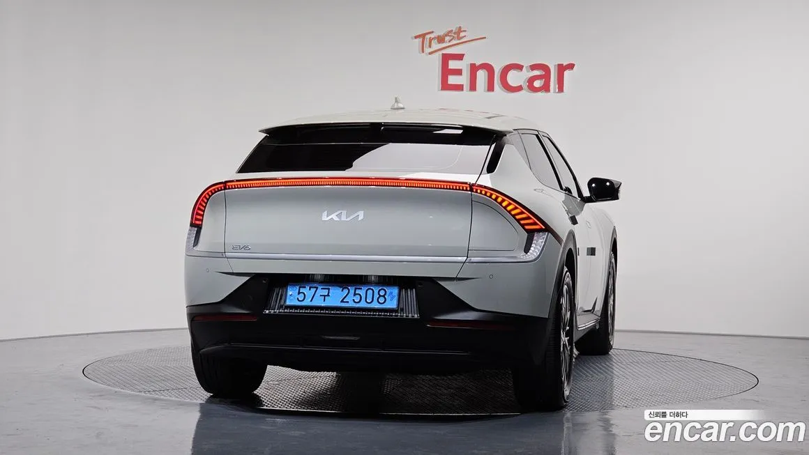 Kia EV6 — фото 4