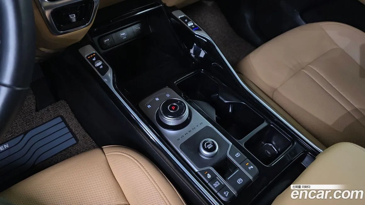 Kia Sorento — фото 9