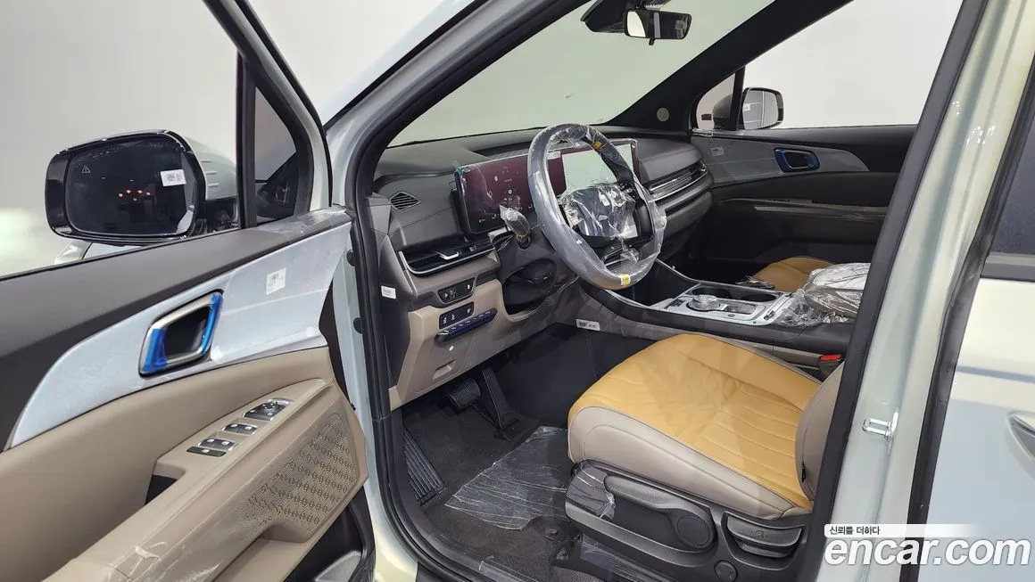 Kia Carnival — фото 10