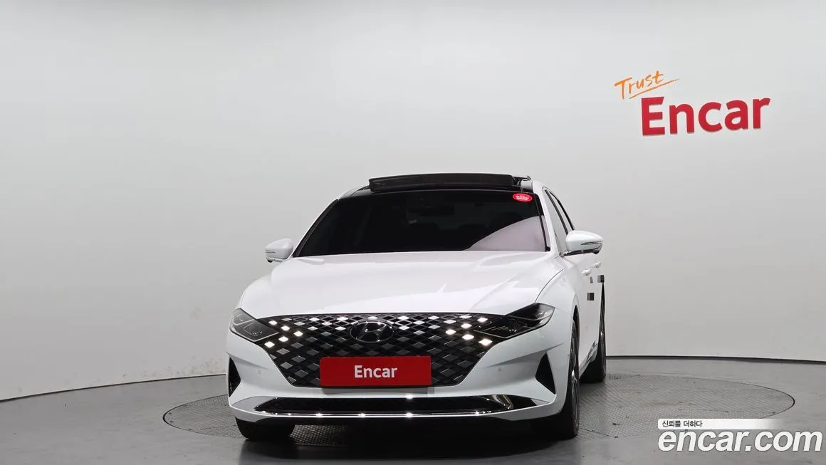 Hyundai Grandeur 2023 из KR, фото 3