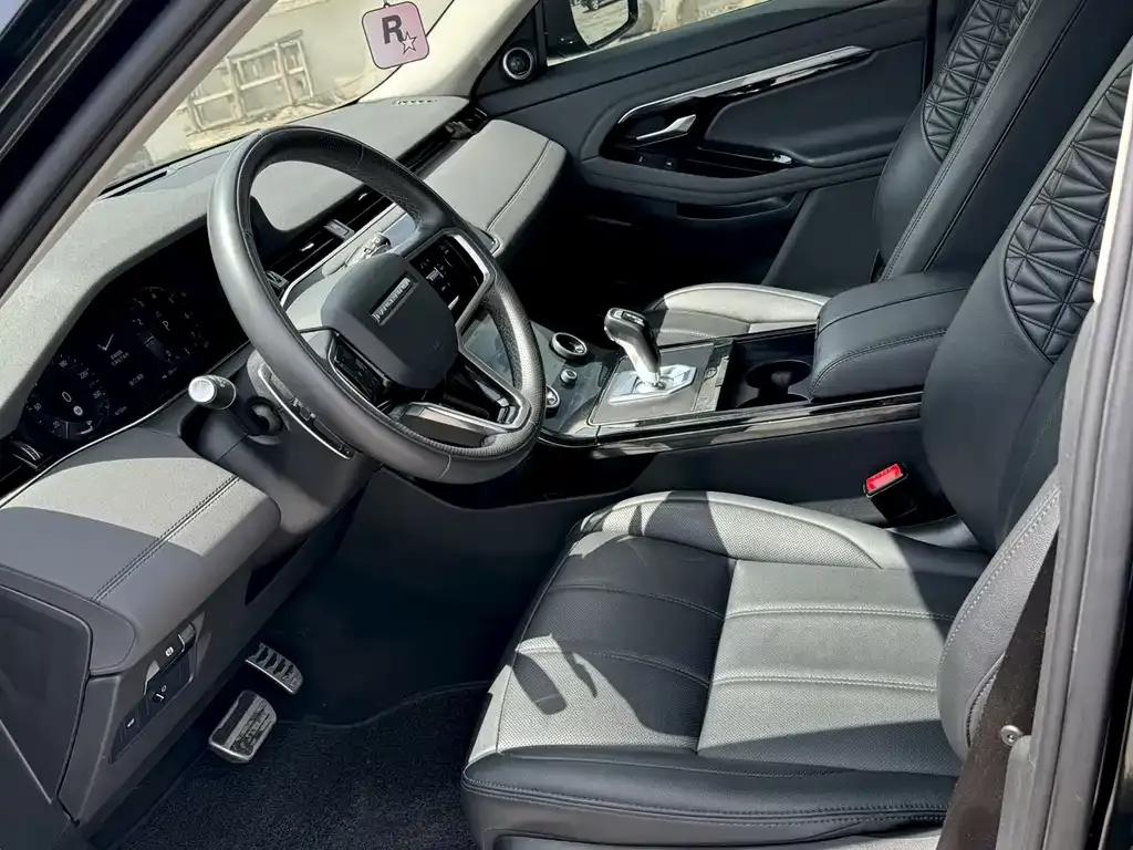 Land Rover Evoque 2023 из CN, фото 4