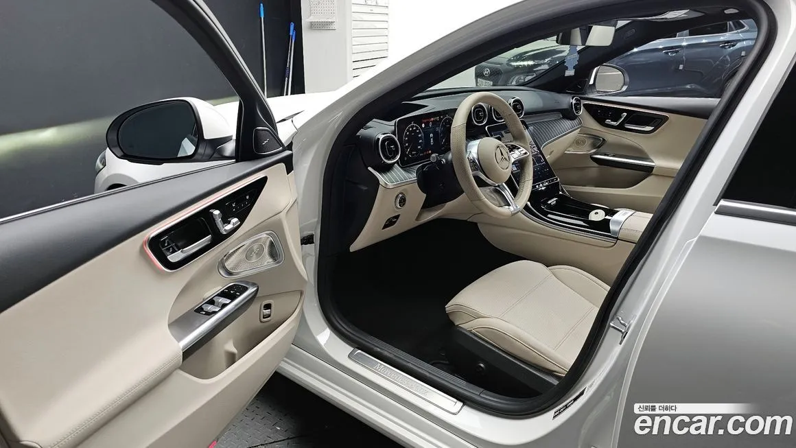 Mercedes-Benz C-Class — фото 10