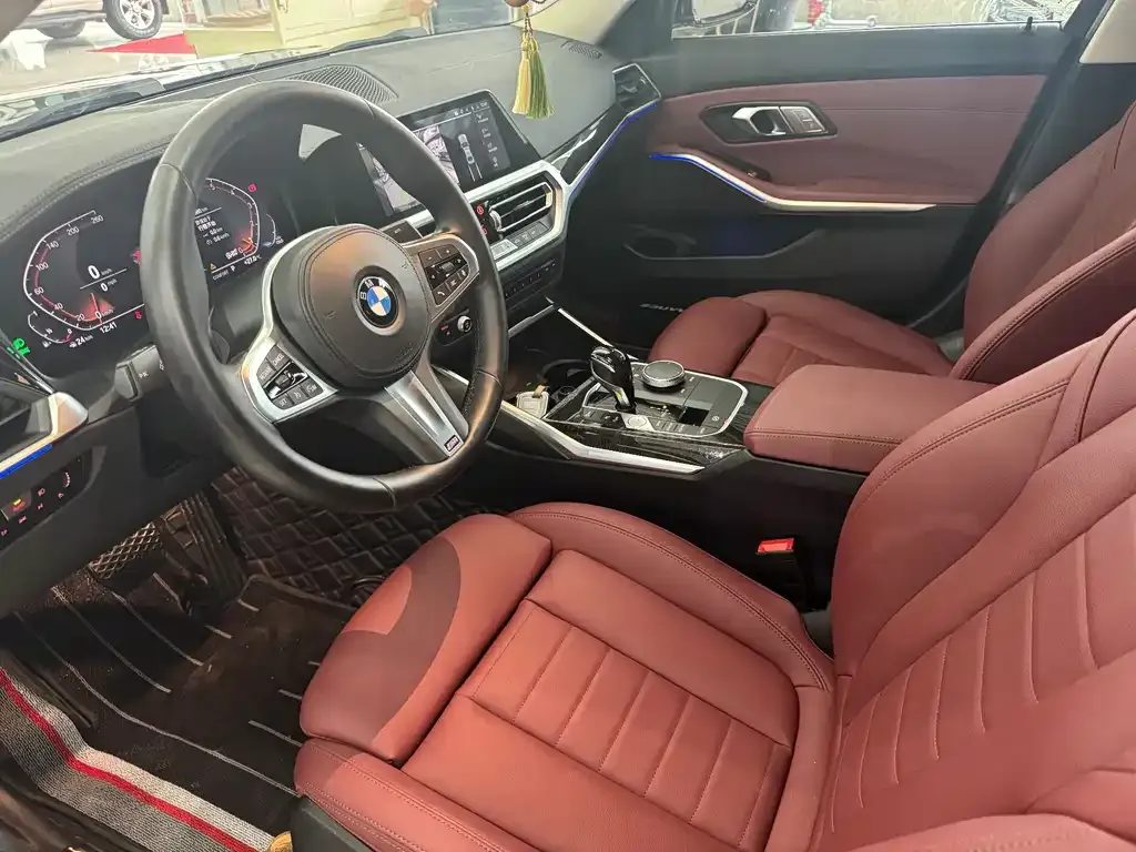 BMW 3 Series 2021 из CN, фото 4