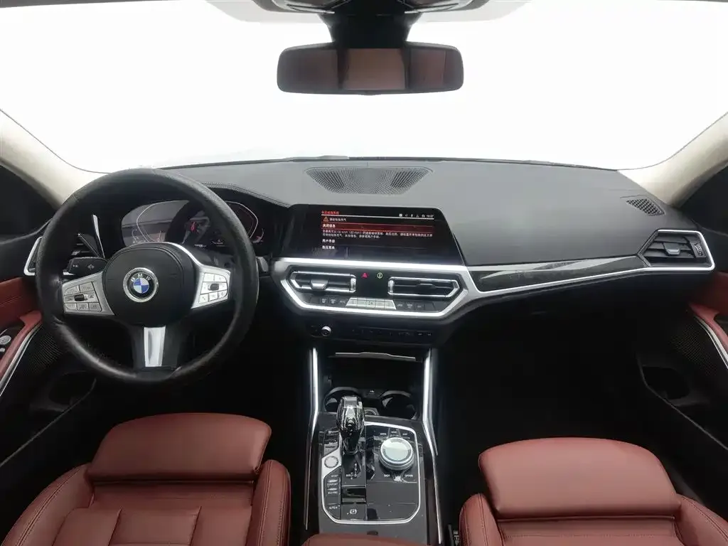 BMW 3 Series 2021 из CN, фото 5
