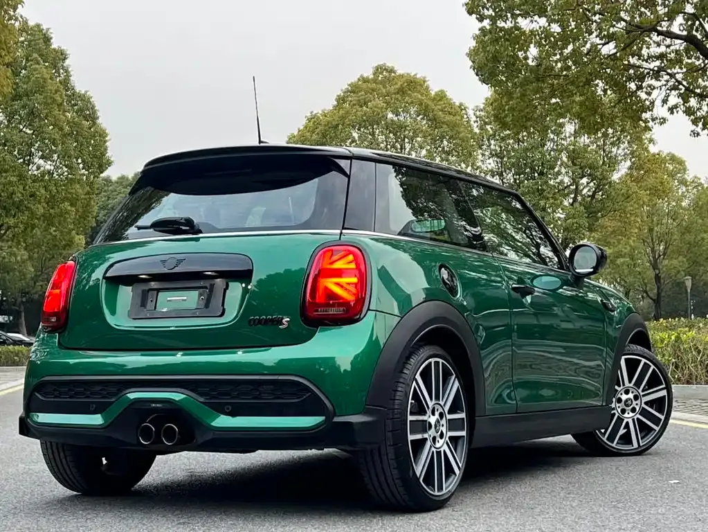 MINI Cooper (3-door) 2023 из CN, фото 4