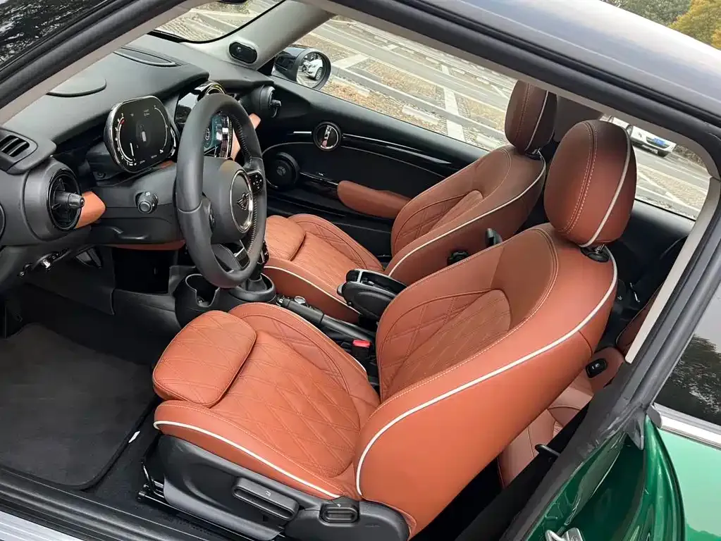 MINI Cooper (3-door) 2023 из CN, фото 7