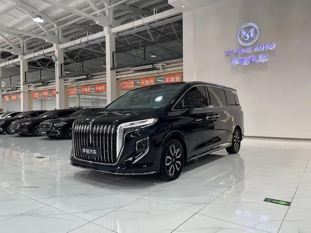 Hongqi HQ9 — фото 1