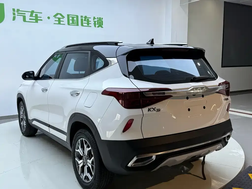 Kia KX3 2022 из CN, фото 6