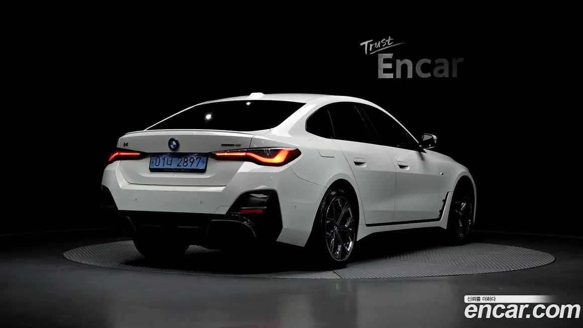 BMW i4 2024 из KR, фото 2