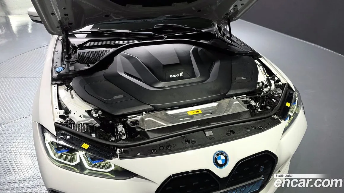 BMW i4 2024 из KR, фото 6