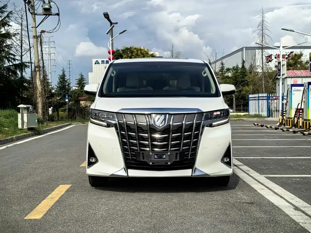 Toyota Alphard 2021 из CN, фото 2