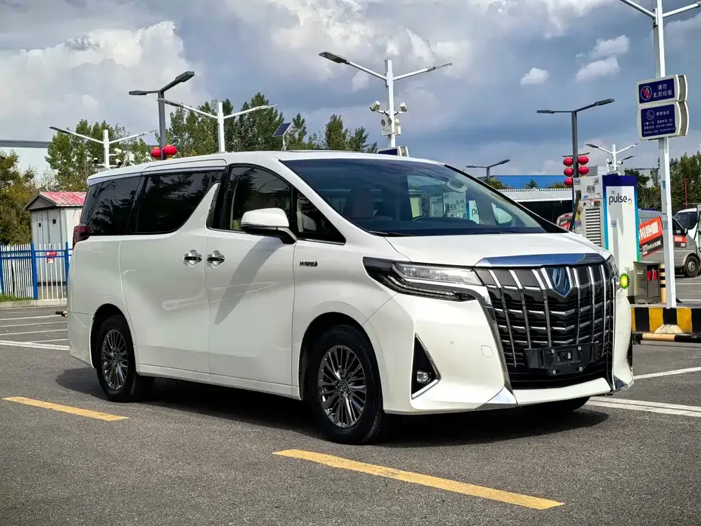 Toyota Alphard 2021 из CN, фото 3