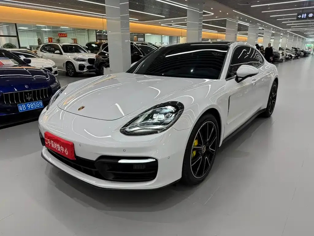 Porsche Panamera 2023 из CN, фото 1