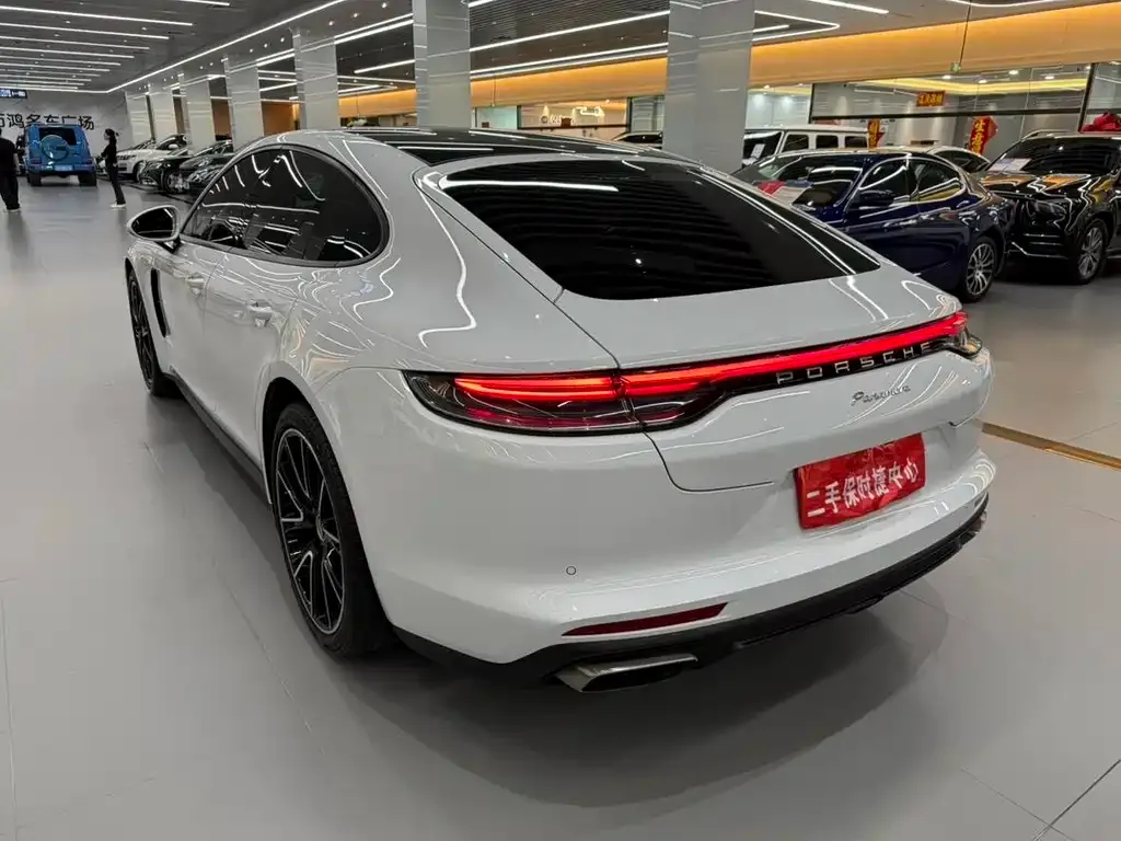 Porsche Panamera 2023 из CN, фото 4