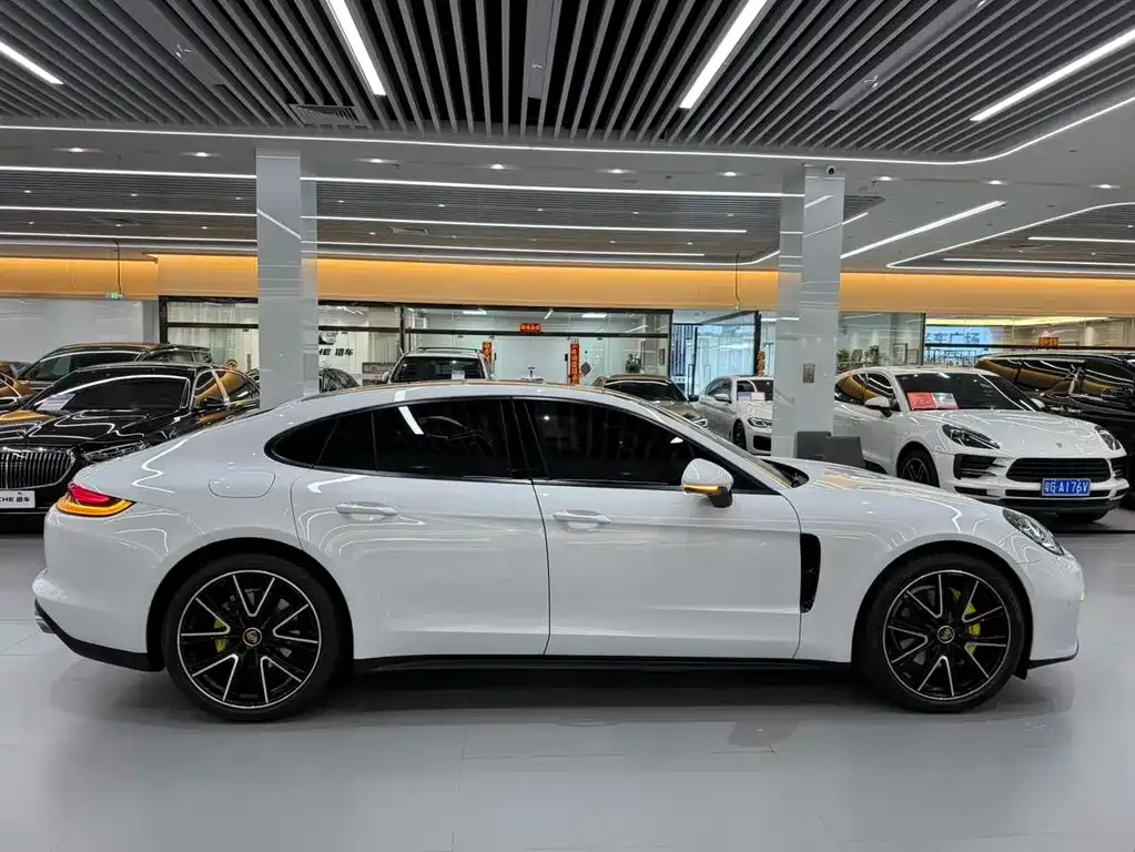 Porsche Panamera 2023 из CN, фото 7