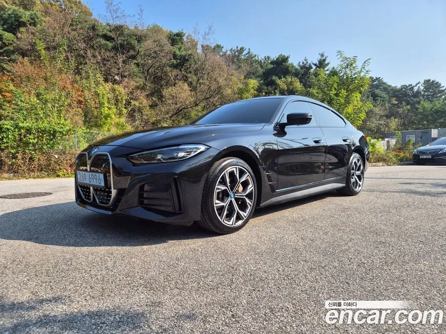 BMW i4 2022 из KR, фото 2