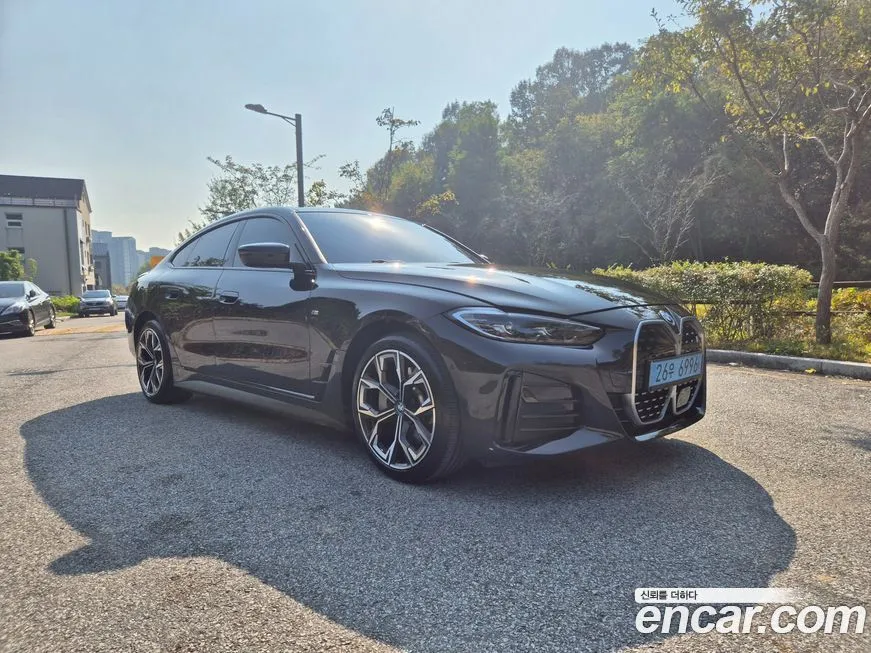 BMW i4 2022 из KR, фото 8