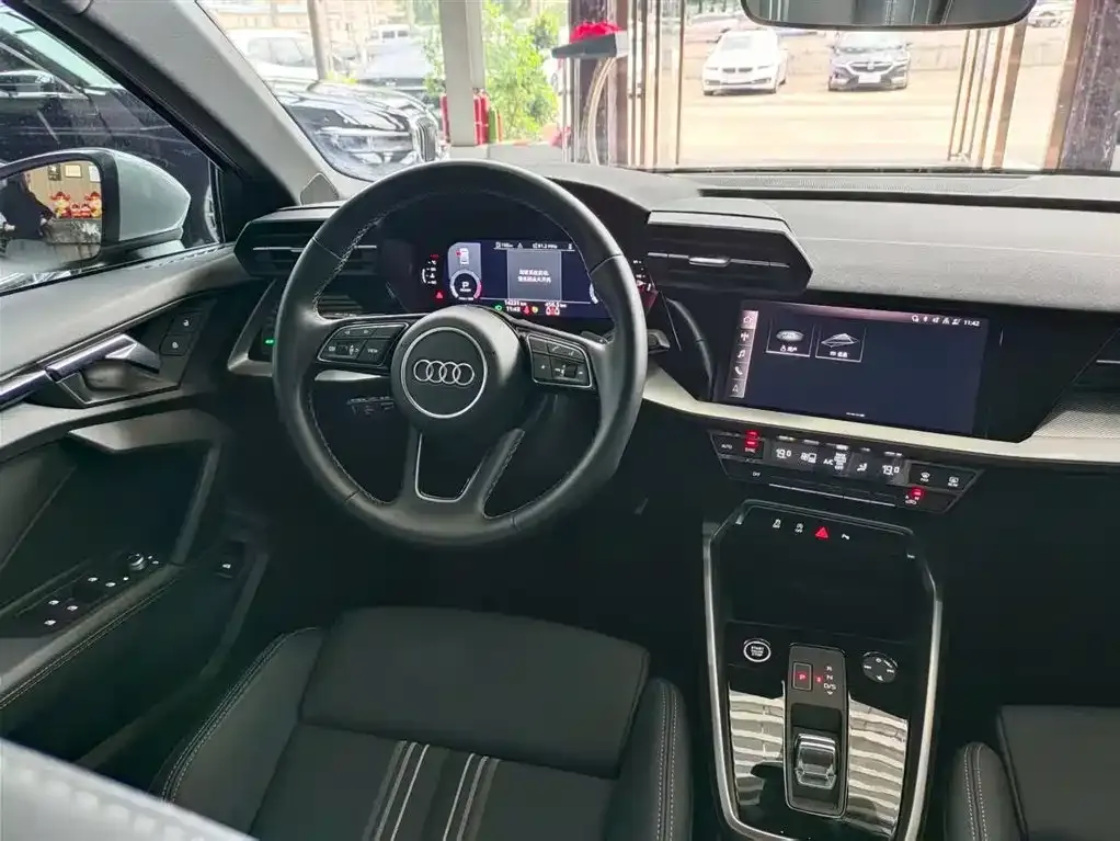 Audi A3 2023 из CN, фото 9