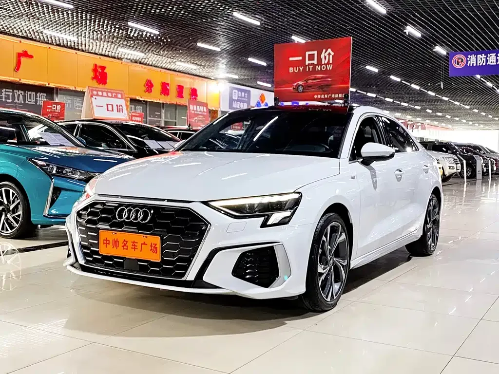 Audi A3 2022 из CN, фото 1