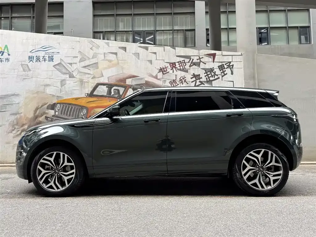 Land Rover Evoque 2023 из CN, фото 3